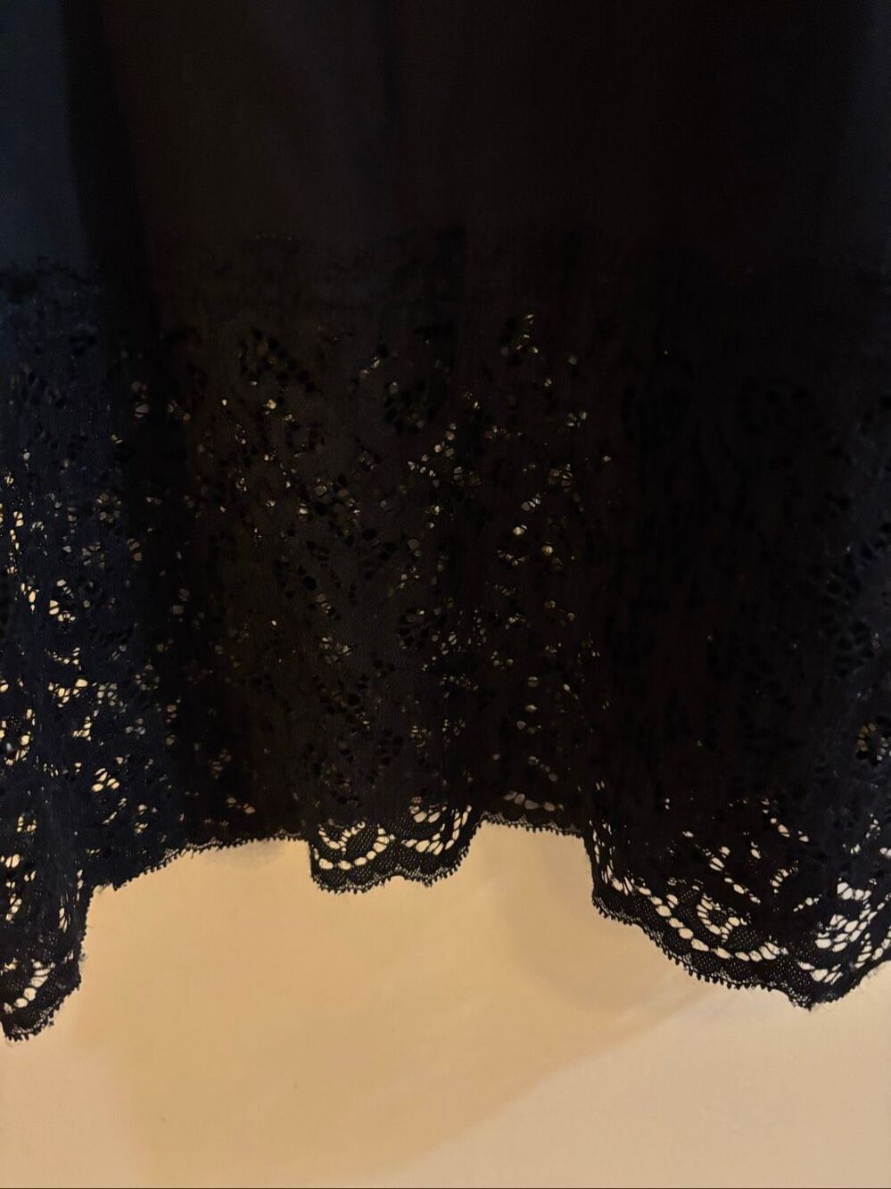 Ruby Ribbon Cami - Picture 3 of 4